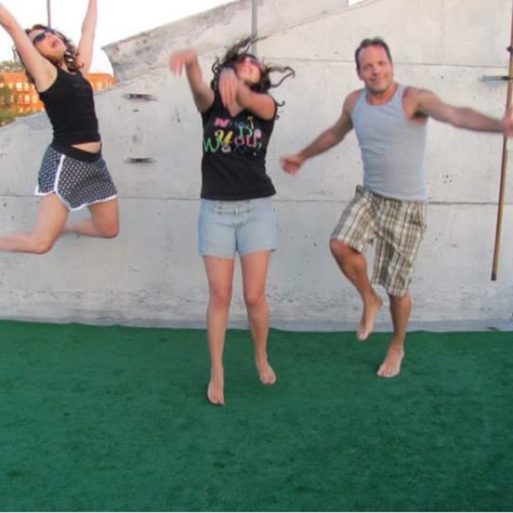 Meet your Posher, Cassandra Mortmain